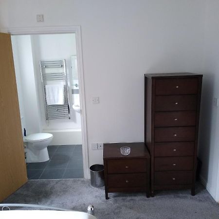 Stylish Private Double Room W/Ensuite London Bagian luar foto